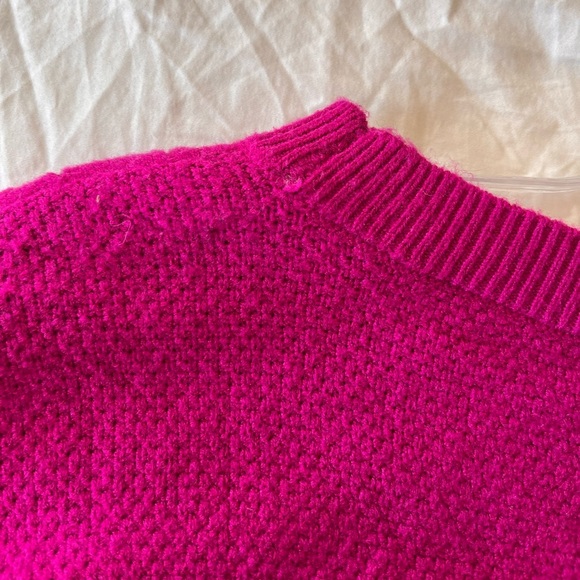 Cyrus Fuchsia Cable Knit Crewneck Sweater S - Picture 6 of 10